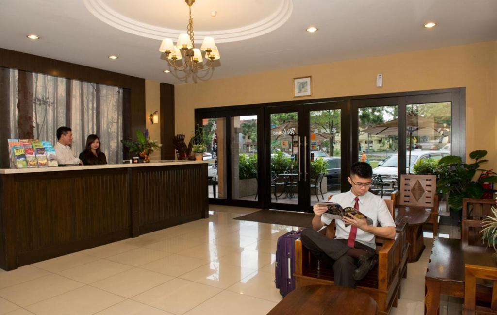 Hotel Vistaria Johor Bahru Esterno foto